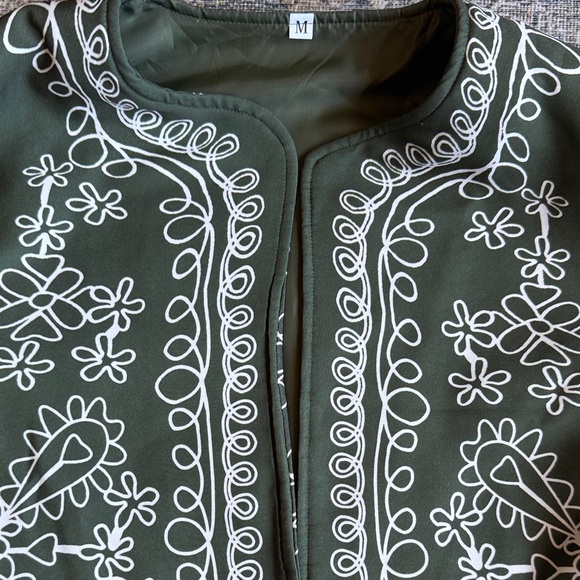 Green printed jacket - Picture 2 of 3